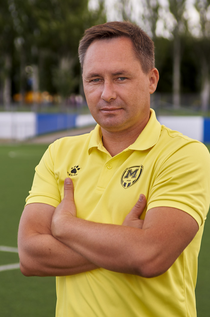 Роман Мельник